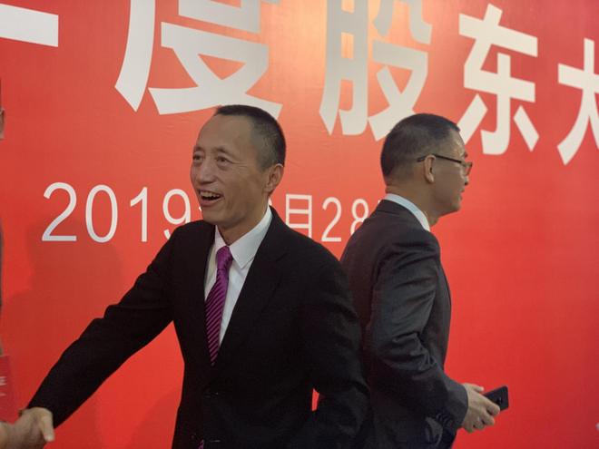 万科再无郁亮：率先喊出“活下去”的人，先行离场(2)