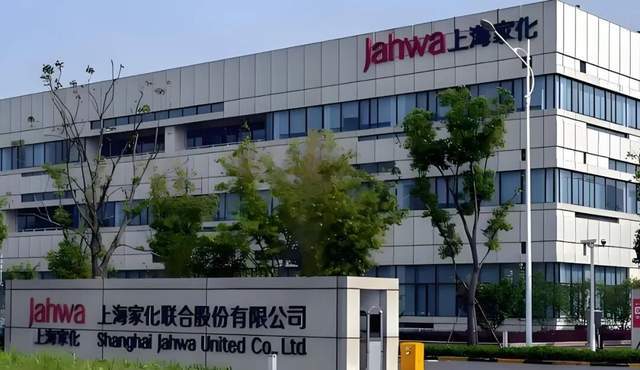 宝洁、联合利华、雀巢、欧莱雅...2025年零售圈十大快消品事件(5) 宝洁、联合利华、雀巢、欧莱雅...2025年零售圈十大快消品事件(5)