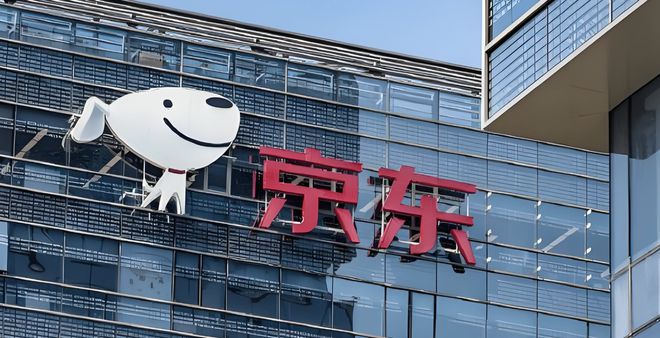 京东:“重”与“轻”的锻造、拉扯与内耗丨正经深度(4) 京东:“重”与“轻”的锻造、拉扯与内耗丨正经深度(4)