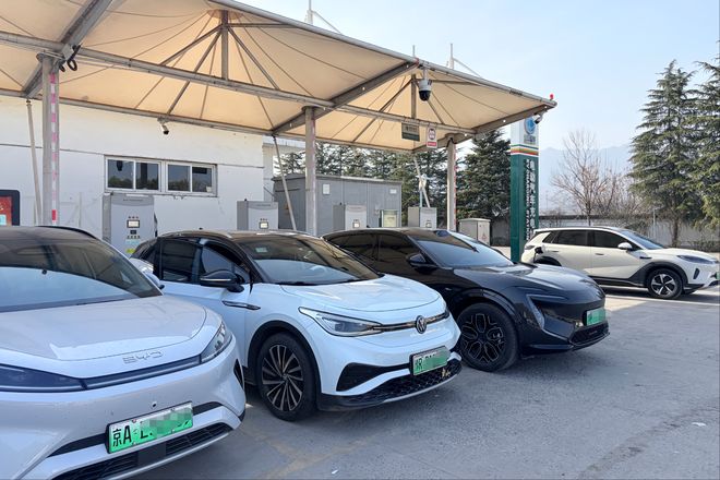 每天3000万辆车跑高速、1亿人坐轨道交通！交通运输部部长：大力推动1小时通勤圈(1)